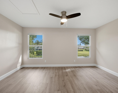 1031 Goldenrod Road - Photo Thumbnail 17