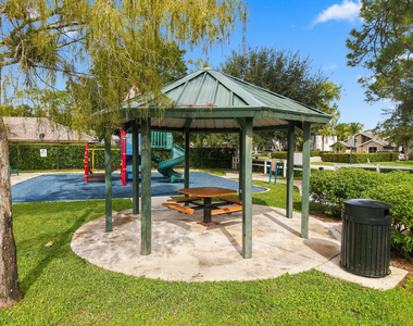 1031 Goldenrod Road - Photo Thumbnail 29