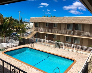 1727 Liberty Street - Photo Thumbnail 7