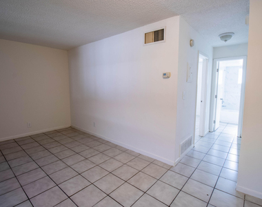 1727 Liberty Street - Photo Thumbnail 2