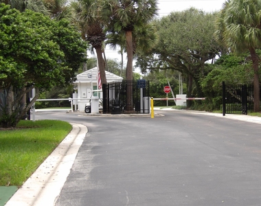 206 Mainsail Circle - Photo Thumbnail 38