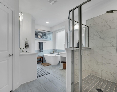 1767 Shumard Street - Photo Thumbnail 21