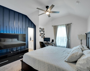 1767 Shumard Street - Photo Thumbnail 13