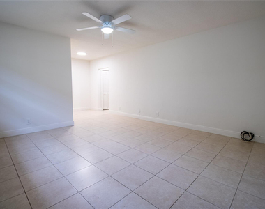 2537 Lincoln Street - Photo Thumbnail 1