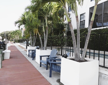 13348 Mangrove Isle Drive - Photo Thumbnail 39