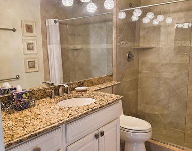 13348 Mangrove Isle Drive - Photo Thumbnail 28