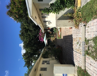 1831 Park Lane - Photo Thumbnail 12