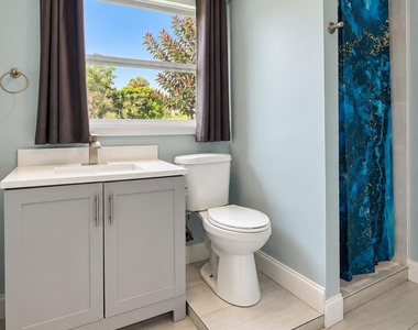 115 Walker Avenue - Photo Thumbnail 4