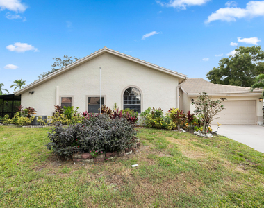 10933 Stafford Circle S - Photo Thumbnail 1