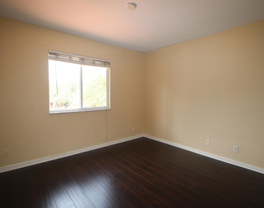 6602 Sandy Bank Terrace - Photo Thumbnail 19