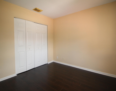 6602 Sandy Bank Terrace - Photo Thumbnail 17
