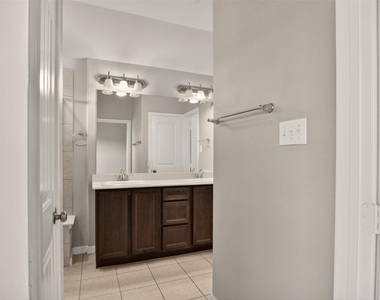 9105 Switchgrass Lane - Photo Thumbnail 9