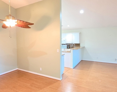 7299 Lugano Drive - Photo Thumbnail 7