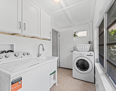 233 Lake Terrace - Photo Thumbnail 26