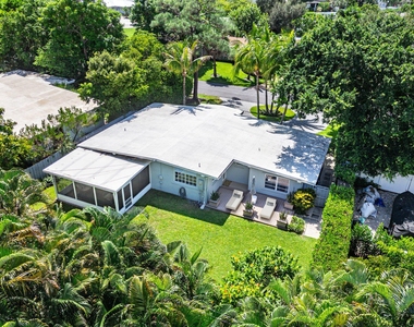 233 Lake Terrace - Photo Thumbnail 37