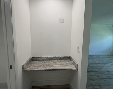 14516 Canalview Drive - Photo Thumbnail 12