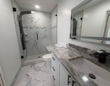 14516 Canalview Drive - Photo Thumbnail 10