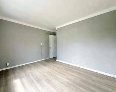 710 Palm Street - Photo Thumbnail 11