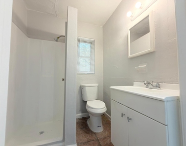 710 Palm Street - Photo Thumbnail 3