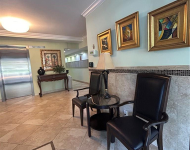 3970 Oaks Clubhouse Drive - Photo Thumbnail 21