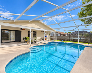 974 Se Brookedge Avenue - Photo Thumbnail 29