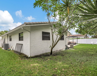 1035 Nw 5th Avenue - Photo Thumbnail 47