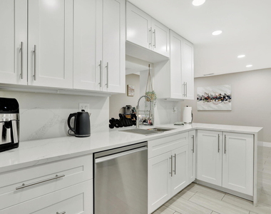 1035 Nw 5th Avenue - Photo Thumbnail 8
