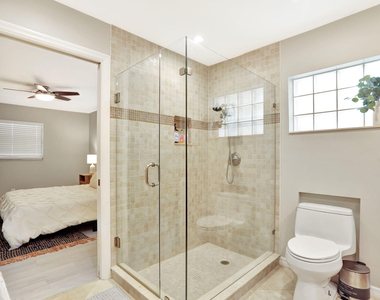 1035 Nw 5th Avenue - Photo Thumbnail 36