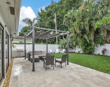 1035 Nw 5th Avenue - Photo Thumbnail 43