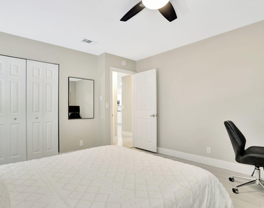 1035 Nw 5th Avenue - Photo Thumbnail 26