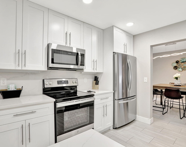 1035 Nw 5th Avenue - Photo Thumbnail 10