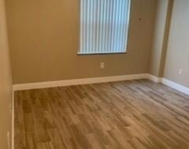 520 Se 5th Avenue - Photo Thumbnail 7