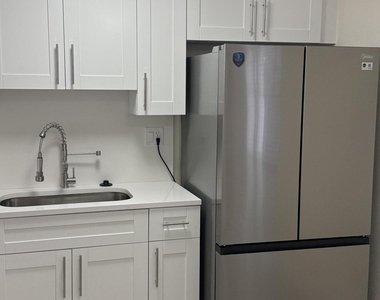 6803 Georgia Avenue - Photo Thumbnail 2