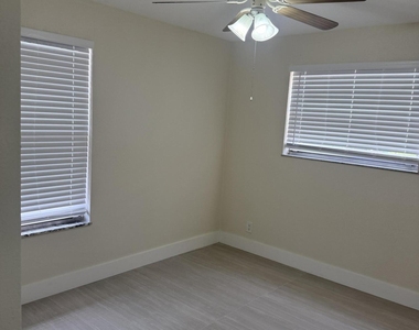 6803 Georgia Avenue - Photo Thumbnail 10