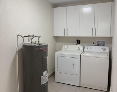 6803 Georgia Avenue - Photo Thumbnail 13