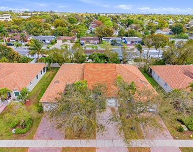 2920 E Aragon Boulevard - Photo Thumbnail 46