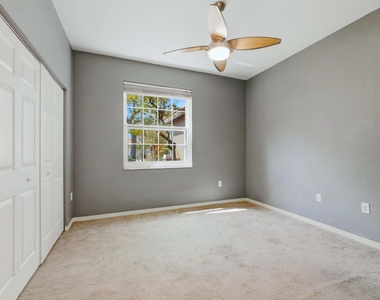 2920 E Aragon Boulevard - Photo Thumbnail 15