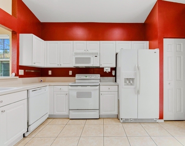 2920 E Aragon Boulevard - Photo Thumbnail 6