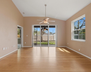 2920 E Aragon Boulevard - Photo Thumbnail 8