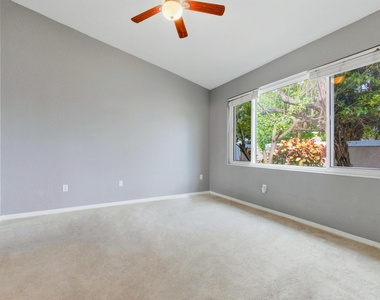 2920 E Aragon Boulevard - Photo Thumbnail 10