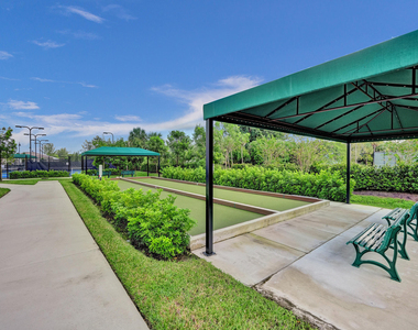 8336 W Blue Spring Drive - Photo Thumbnail 30