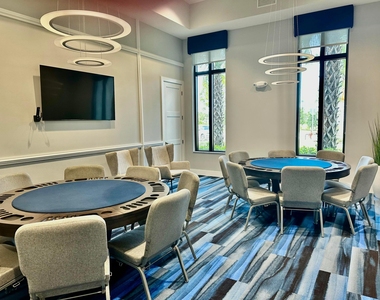 8336 W Blue Spring Drive - Photo Thumbnail 35