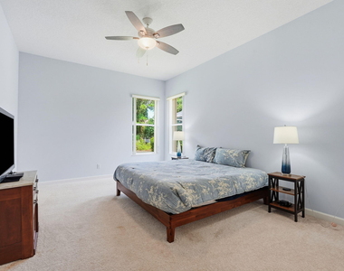 707 Sw San Salvador Cove - Photo Thumbnail 22