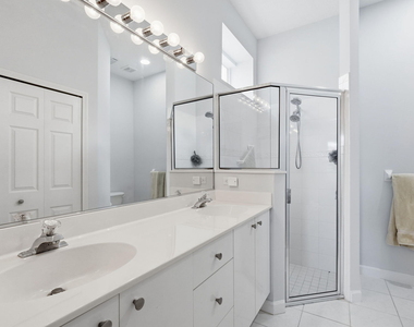 707 Sw San Salvador Cove - Photo Thumbnail 37