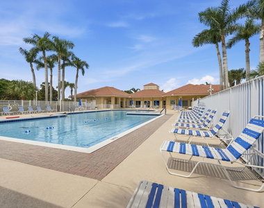 707 Sw San Salvador Cove - Photo Thumbnail 47