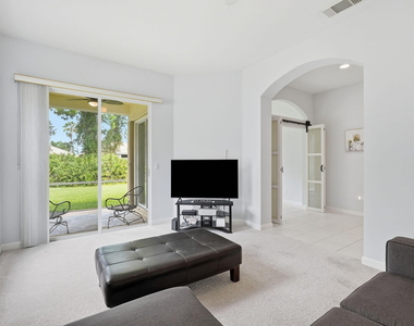 707 Sw San Salvador Cove - Photo Thumbnail 8