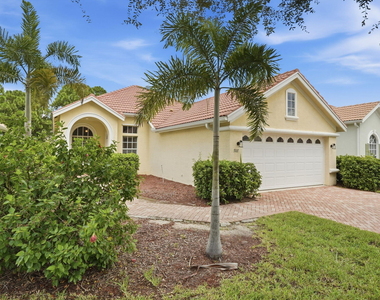 707 Sw San Salvador Cove - Photo Thumbnail 2