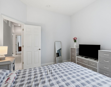707 Sw San Salvador Cove - Photo Thumbnail 24