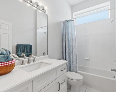 707 Sw San Salvador Cove - Photo Thumbnail 25