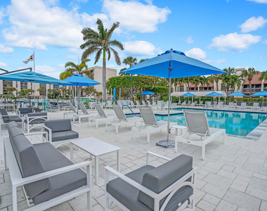 2707 N Ocean Boulevard - Photo Thumbnail 25